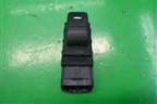 Кнопка стеклоподъёмника (передняя правая) (YUD501070PVJ) для Land Rover Discovery 3 с 2004-2009г