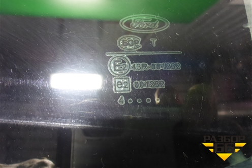 Стекло двери задней правой (седан хэтчбек) для Ford Focus 1 с 1998-2004г