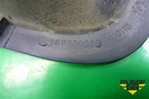 Накладка переднего крыла правого (решетка) (JAK000063) для Land Rover Discovery 3 с 2004-2009г