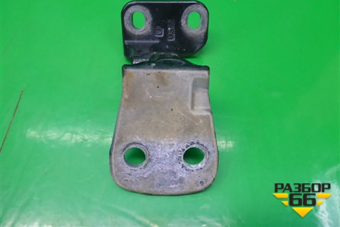 Петля двери передней правой верхняя (BDB780042) для Land Rover Discovery 3 с 2004-2009г