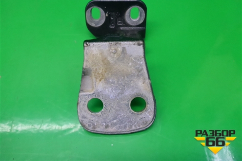 Петля двери задней левой нижняя (BDB780072) для Land Rover Discovery 3 с 2004-2009г
