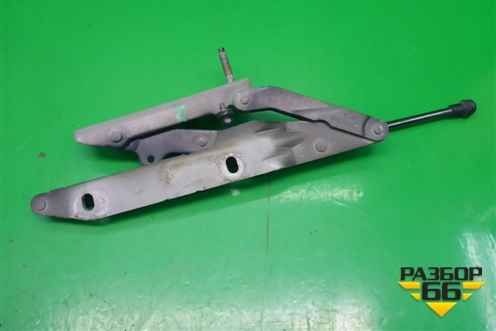 Петля капота правая (BKB780021) для Land Rover Discovery 3 с 2004-2009г