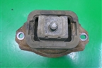 Опора двигателя (KKB500441) для Land Rover Discovery 3 с 2004-2009г