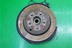 Кулак задний левый для Land Rover Discovery 3 с 2004-2009г