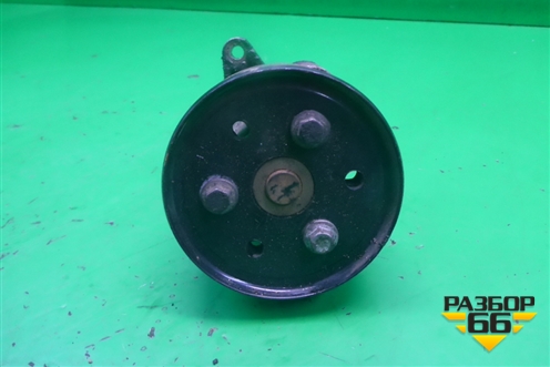 Насос водяной помпа (2.7л 276DT) для Land Rover Discovery 3 с 2004-2009г
