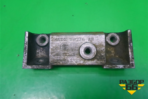 Кронштейн (топливной рейки 2.7л 276DT) (4R8Q9W276AB) для Land Rover Discovery 3 с 2004-2009г