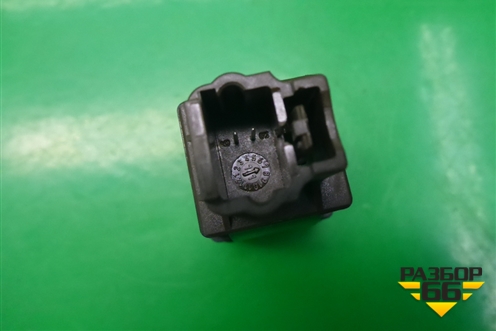 Выключатель пассажирской AIR BAG (96413912XT) для Peugeot 308 с 2007-2014г