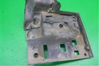 Площадка под аккумулятор (правая) (DWM500041) для Land Rover Discovery 3 с 2004-2009г