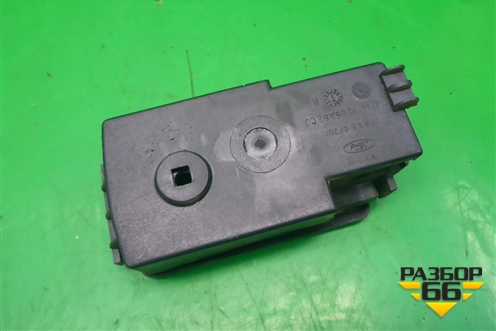 Ручка внутренняя двери передней правой (2T14V266A62) для Ford Transit Connect c 2002г