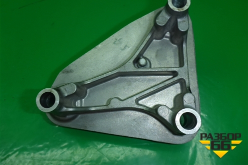 Кронштейн ролика (4R8Q8680CB) для Land Rover Discovery 4 с 2009-2016г