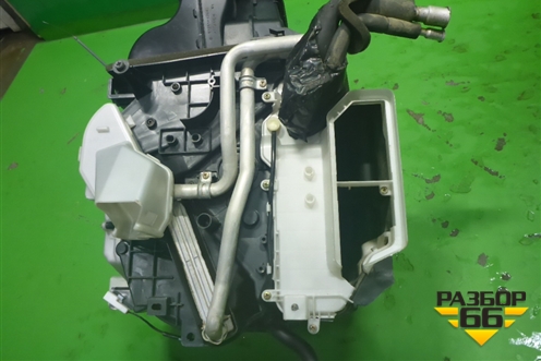 Корпус отопителя (под радиатор) (8705042050) для Toyota Rav-4 с 2000-2005г