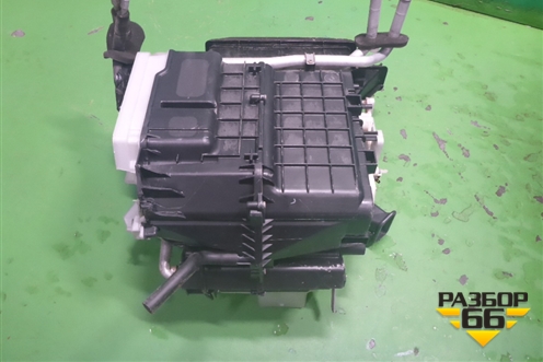 Корпус отопителя (под радиатор) (8705042050) для Toyota Rav-4 с 2000-2005г