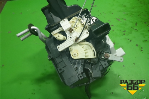 Корпус отопителя (под радиатор) (8705042050) для Toyota Rav-4 с 2000-2005г