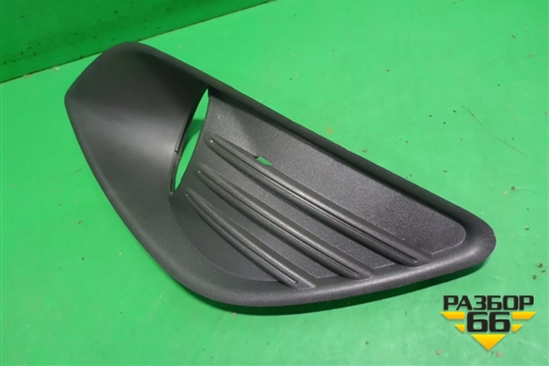 Накладка ПТФ правая (новая) (8M5119952AE) для Ford Focus 2 с 2008-2011г