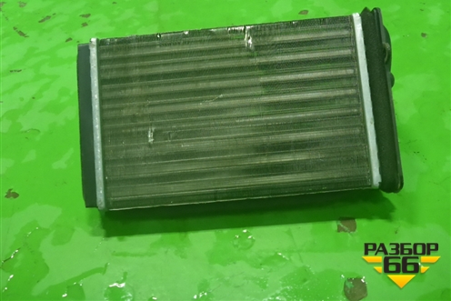 Радиатор отопителя (8D1819031B) для Volkswagen Passat (B5) с 1996-2005г