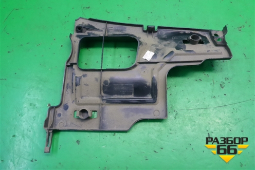 Накладка на торпедо (над коленями водителя) (5560602030) для Toyota Auris с 2006-2012г