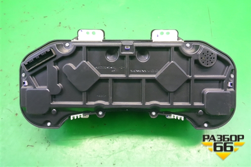 Щиток приборов МКПП (8380002L52) для Toyota Auris с 2006-2012г