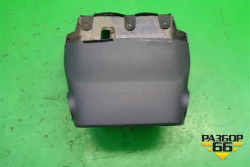 Кожух рулевой колонки (4528702240) для Toyota Auris с 2006-2012г