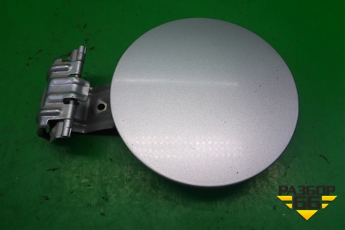 Лючок бензобака для Toyota Auris с 2006-2012г