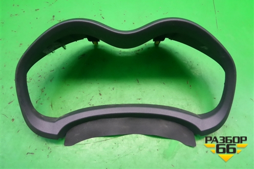 Накладка на щиток приборов (5541002030) для Toyota Auris с 2006-2012г