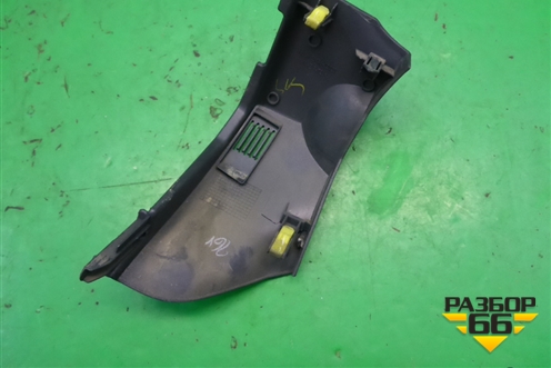 Накладка на торпедо (левая) (5544602020) для Toyota Auris с 2006-2012г