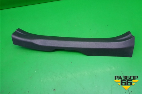 Накладка порога внутренняя заднего левого (6791802060) для Toyota Auris с 2006-2012г