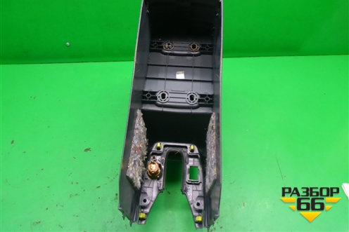 Подлокотник (5891102180) для Toyota Auris с 2006-2012г