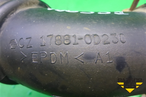 Патрубок воздушного фильтра (1.6л 1ZR) (178810D230) для Toyota Auris с 2006-2012г