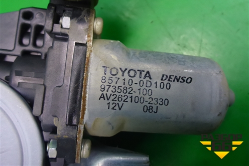 Стеклоподъёмник электрический передний правый (857100D100) для Toyota Auris с 2006-2012г