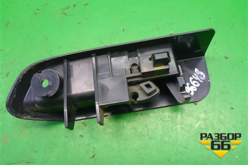 Ручка открывания лючка бензобака для Toyota Auris с 2006-2012г