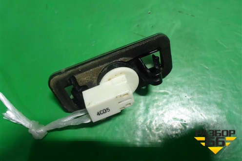 Фонарь подсветки номера (84912FG110) для Subaru XV с 2011-2017г