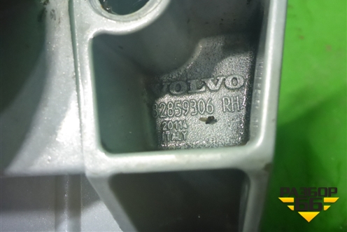 Подножка ступенька (правая) (82859306) для Volvo  TRUCK FH с 2013-2019г
