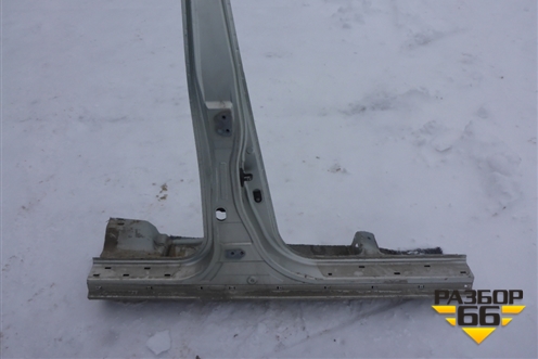Порог со стойкой правый для Hyundai Tucson с 2004-2010г