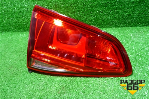 Фонарь задний внутренний левый (5G0945093AC) для Volkswagen Golf VII с 2012г