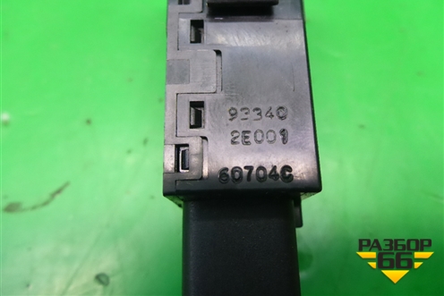 Кнопка обогрева сидений (правая) (933402E001) для Hyundai Tucson с 2004-2010г
