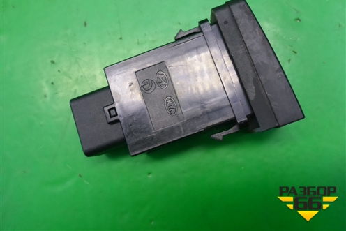 Кнопка обогрева сидений (левая) (933402E001) для Hyundai Tucson с 2004-2010г