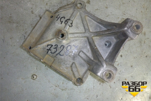 Кронштейн компрессора кондиционера (2.0л 4G63) (MN124554) для Mitsubishi Lancer-9  с 2003-2008г
