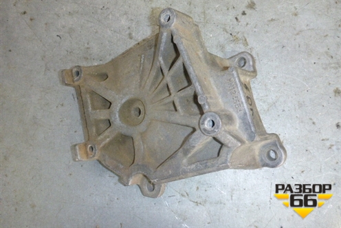 Кронштейн компрессора кондиционера (2.0л 4G63) (MN124554) для Mitsubishi Lancer-9  с 2003-2008г