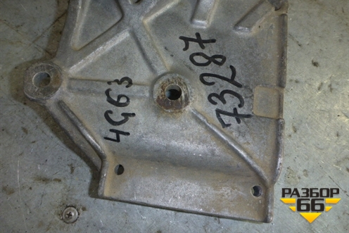 Кронштейн компрессора кондиционера (2.0л 4G63) (MN124554) для Mitsubishi Lancer-9  с 2003-2008г