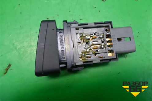 Кнопка обогрева лобового стекла (937202E001) для Hyundai Tucson с 2004-2010г
