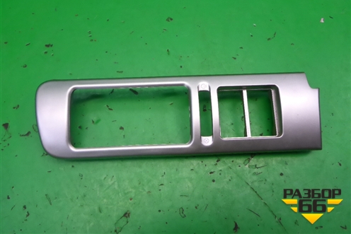 Накладка на торпедо (левая) (96273030) для Chevrolet Rezzo с 2003г