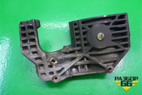 Кронштейн компрессора кондиционера (1.3л SQR473F) для Chery Indis(S18D) с 2011г