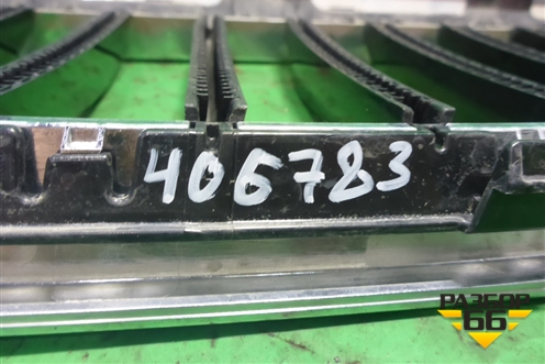 Решетка радиатора правая (M-серия) (51712430994) для BMW 5-серия G30 с 2017г