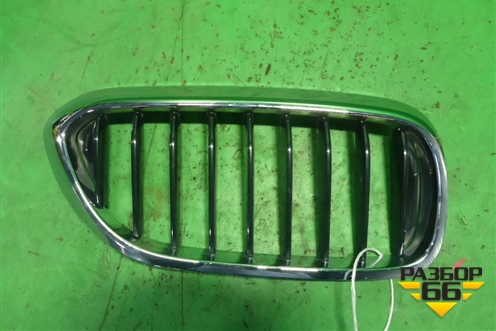 Решетка радиатора правая (M-серия) (51712430994) для BMW 5-серия G30 с 2017г