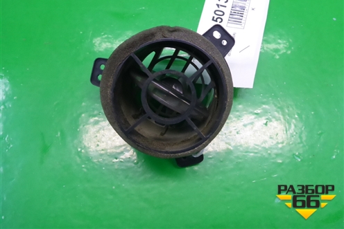 Дефлектор воздушный левый (S185305090BA) для Chery Indis(S18D) с 2011г
