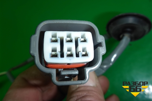Кнопка открывания багажника для Toyota Land Cruiser Prado(150) с 2009г