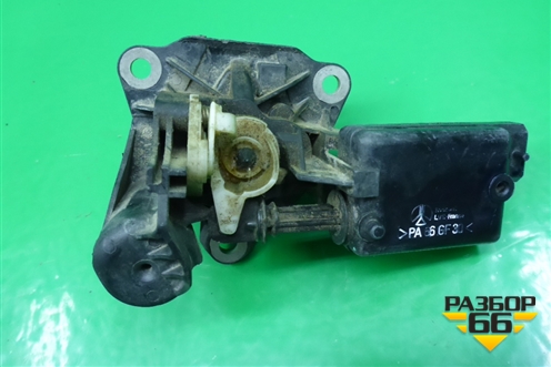 Кнопка открывания багажника для Renault Clio с 1998-2002г