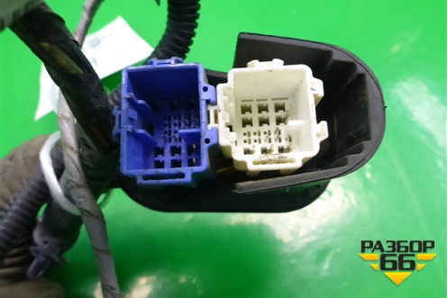 Проводка двери передней правой для Honda Civic 4D с 2006-2012г
