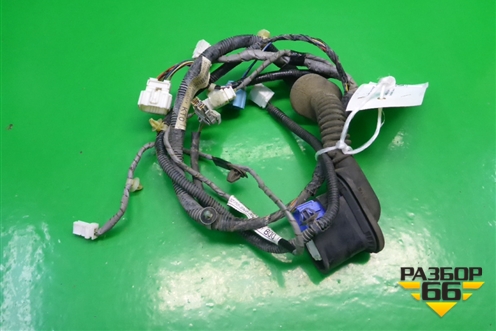 Проводка двери передней правой для Honda Civic 4D с 2006-2012г