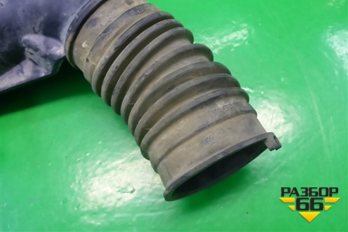 Патрубок воздушного фильтра (1.8л R18A1) для Honda Civic 4D с 2006-2012г